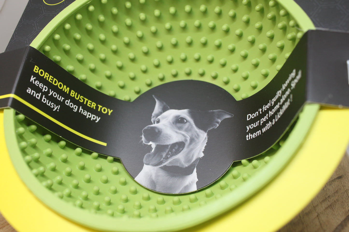 LickiMat Wobble bol de léchage pour chien et chat